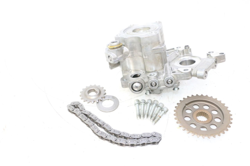 photo de OIL PUMP HARLEY DAVIDSON ROAD GLIDE FLTRXSE 1920 (2018 - 2022) - Zoom on usage condition