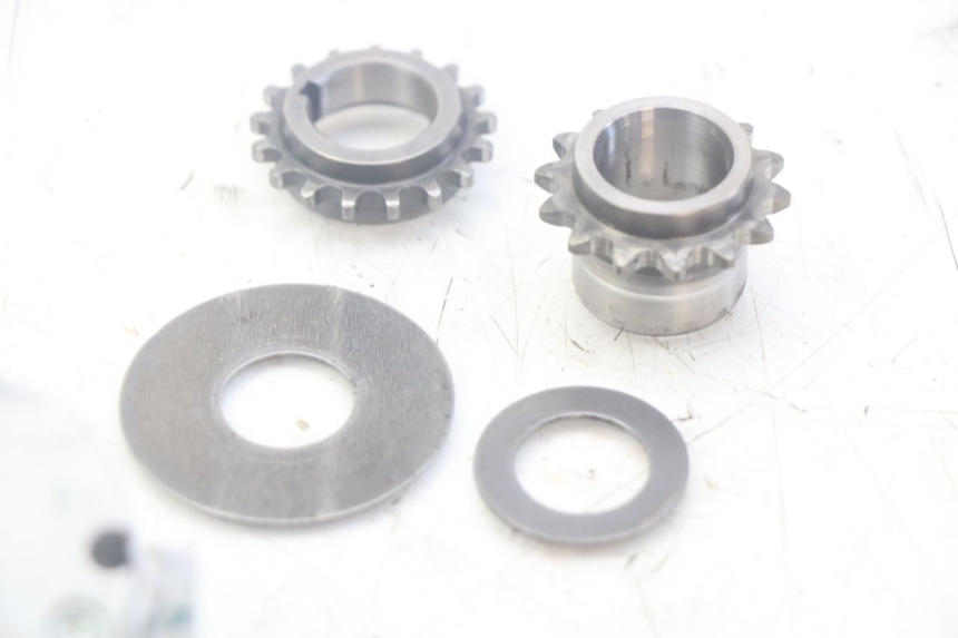 photo de OIL PUMP APRILIA SCARABEO 100 (2003 - 2012) - Component detail