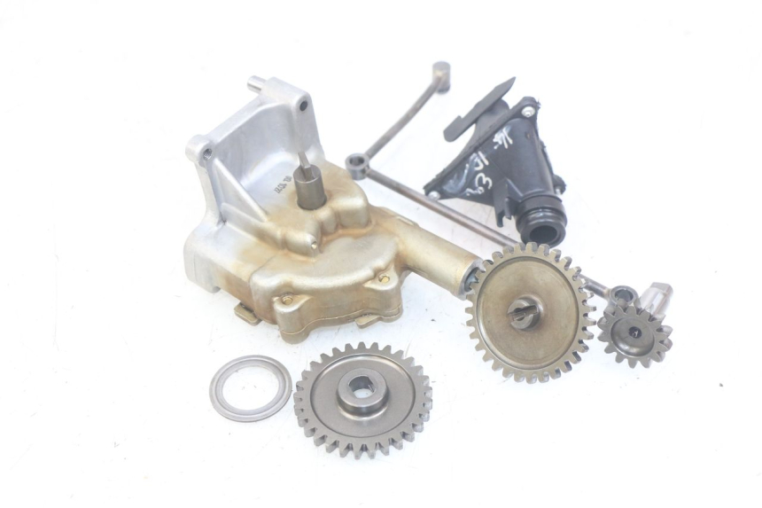 photo de OIL PUMP TRIUMPH SPRINT ST 955 (1999 - 2001) - Main view
