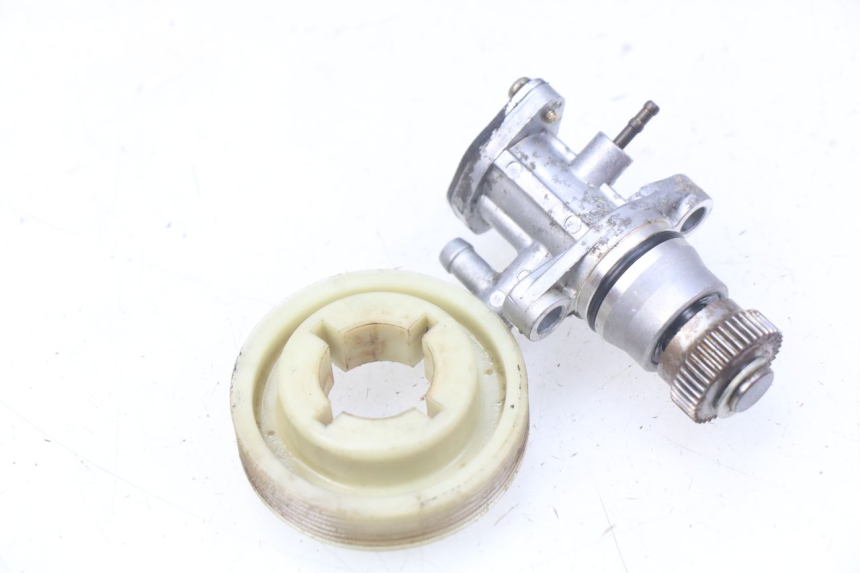 photo de OIL PUMP APRILIA SR LC 50 (1997 - 2004) - Alternative perspective