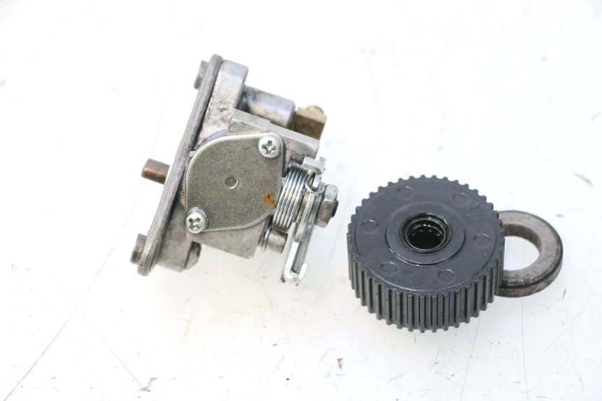 photo de OIL PUMP PIAGGIO VESPA PRIMAVERA 2T 50 (2013 - 2018) - Zoom on usage condition