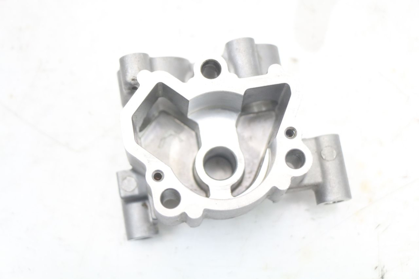 photo de OIL PUMP YAMAHA FZ1 FAZER 1000 (2007 - 2009) - Alternative perspective