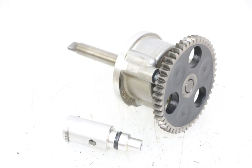 photo de OIL PUMP YAMAHA FZS FAZER 600 (2001 - 2003) - Technical close-up