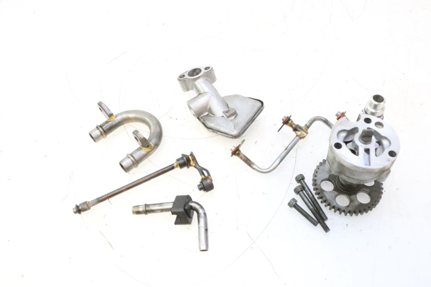 photo de OIL PUMP YAMAHA YZF R GENESIS 750 (1993 - 1998) - Component detail