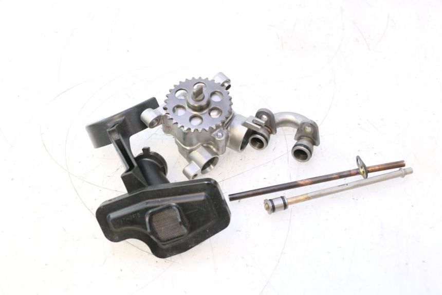photo de OIL PUMP YAMAHA YZF R6 600 (2008 - 2009) - Fixing points details