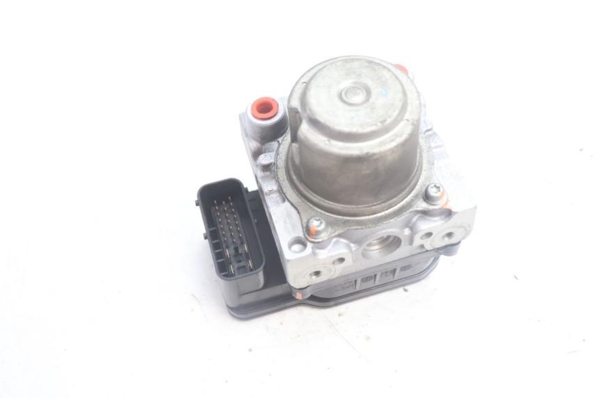 photo de ABS PUMP SUZUKI BURGMAN EXECUTIVE ABS 650 (2006 - 2012) - Component detail