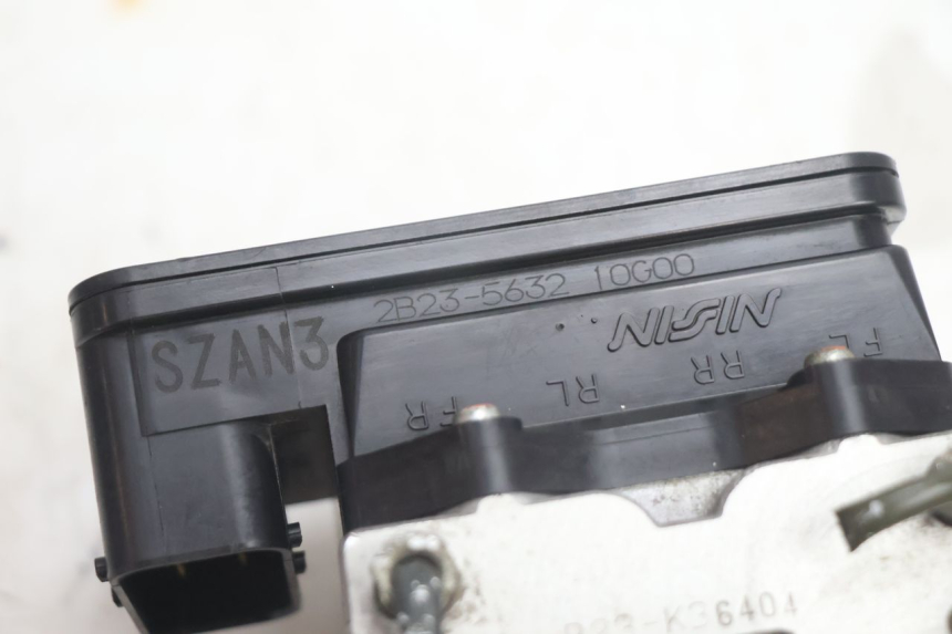 photo de ABS PUMP SUZUKI BURGMAN EXECUTIVE ABS 650 (2006 - 2012) - Technical close-up