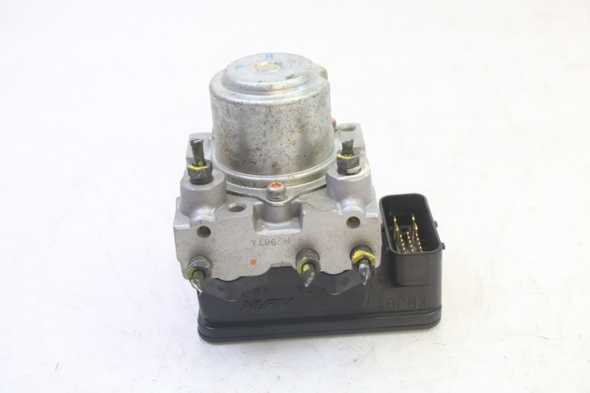 photo de ABS PUMP HONDA FES S-WING SWING ABS 125 (2007 - 2015) - Main view