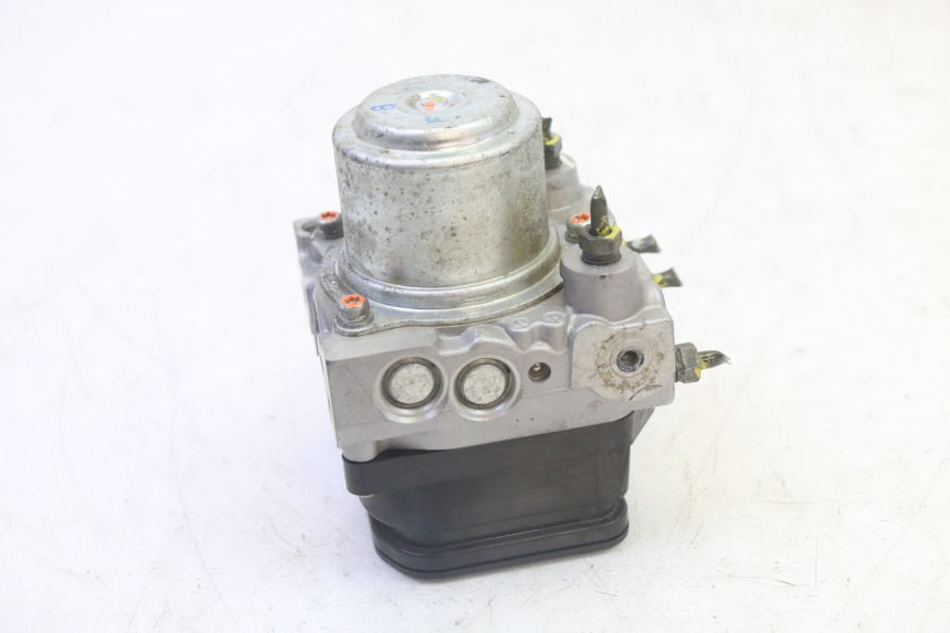 photo de ABS PUMP HONDA FES S-WING SWING ABS 125 (2007 - 2015) - Product overview