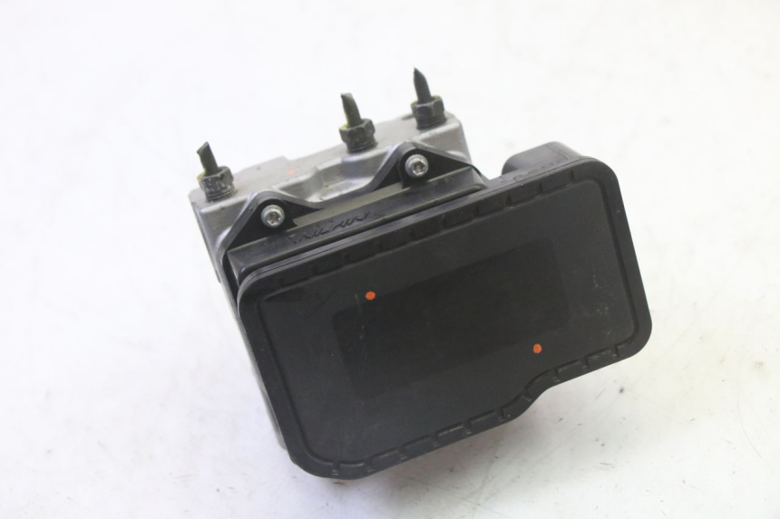 photo de ABS PUMP HONDA FES S-WING SWING ABS 125 (2007 - 2015) - Fixing points details