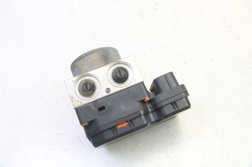 photo de ABS PUMP YAMAHA FJR ABS 1300 (2016 - 2020) - Surface and material condition