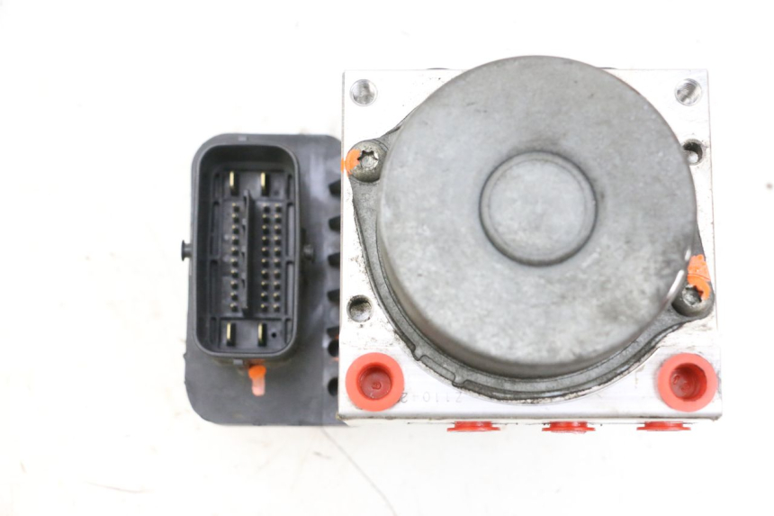 photo de ABS PUMP YAMAHA FJR ABS 1300 (2006 - 2012) - Fixing points details