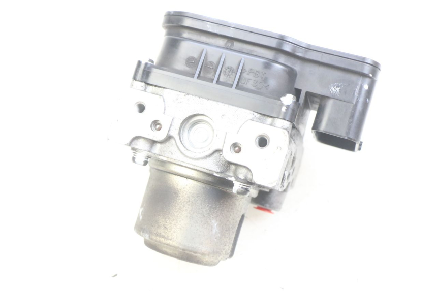 photo de ABS PUMP HONDA FJS SILVERWING SILVER WING 400 (2009 - 2016) - Zoom on usage condition