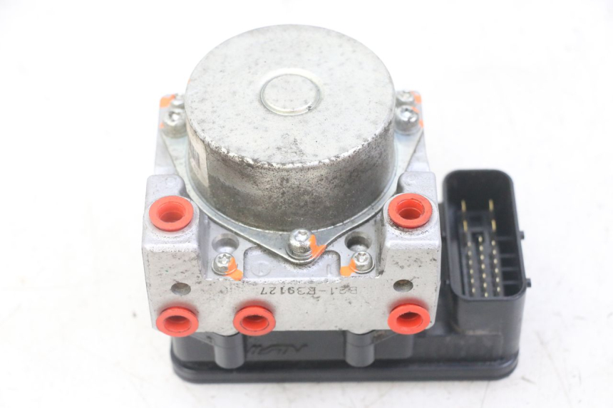 photo de ABS PUMP HONDA FORZA ABS 300 (2013 - 2017) - Main view