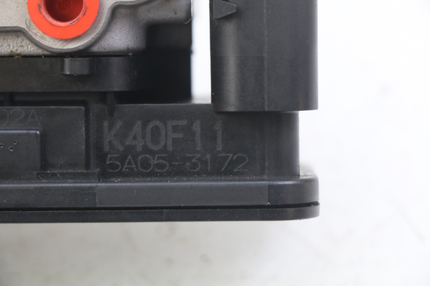 photo de ABS PUMP HONDA FORZA 125 (2015 - 2016) - Fixing points details