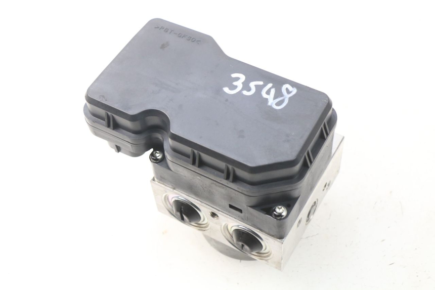 photo de ABS PUMP YAMAHA FZ8 800 (2010 - 2016) - Zoom on usage condition