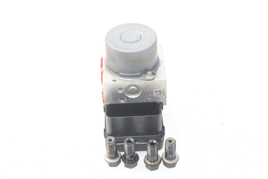 photo de ABS PUMP SYM GTS EFI ABS 125 (2012 - 2016) - Technical close-up