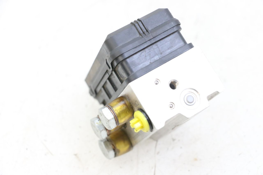 photo de ABS PUMP HUSQVARNA SVARTPILEN 401 (2018 - 2023) - Component detail