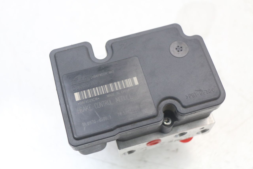 photo de ABS PUMP PIAGGIO MP3 HPE 350 (2018 - 2020) - Surface and material condition