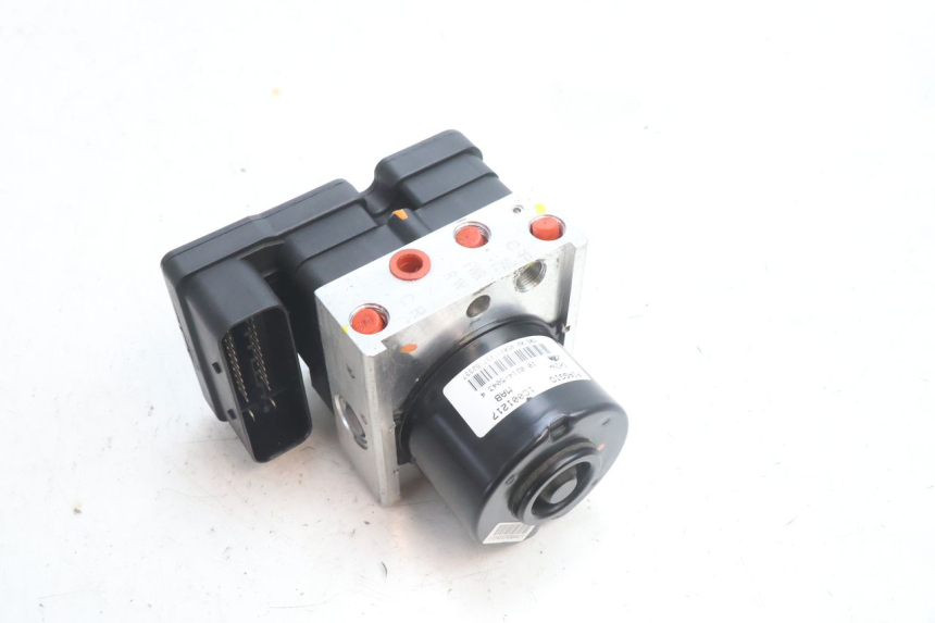 photo de ABS PUMP PIAGGIO MP3 500 (2016 - 2018) - Surface and material condition