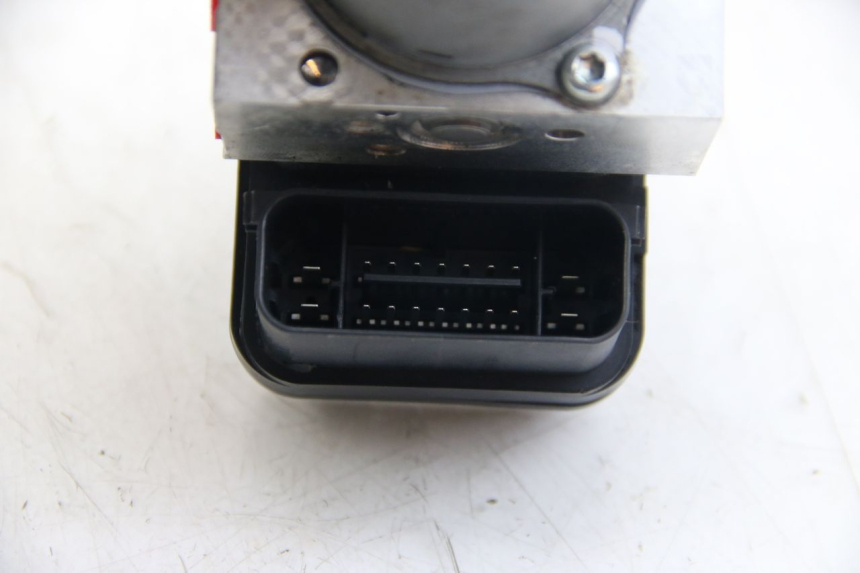 photo de ABS PUMP YAMAHA MT ABS 125 (2014 - 2018) - Fixing points details