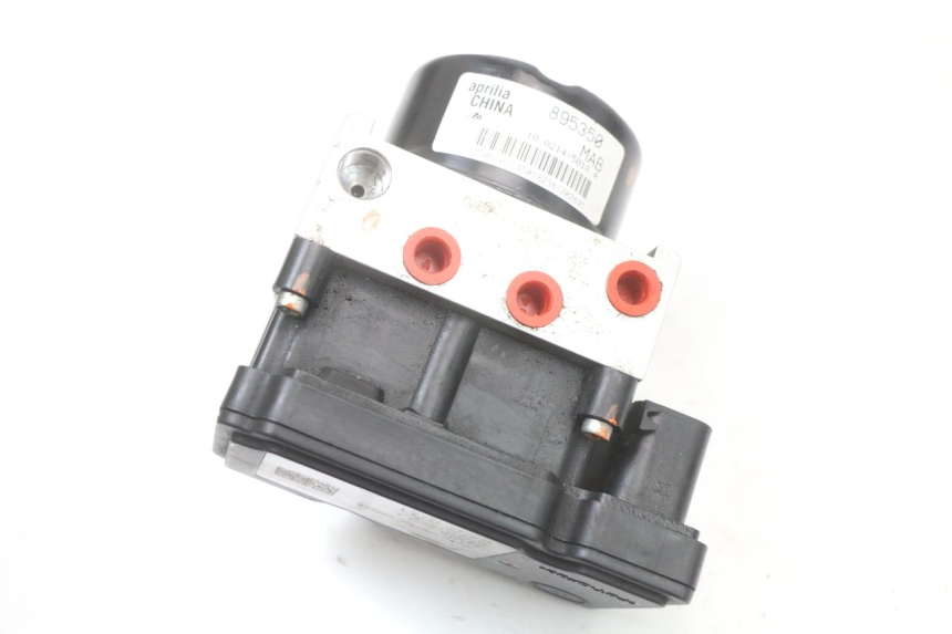 photo de ABS PUMP MOTO GUZZI NORGE 8V GT 1200 (2011 - 2016) - Technical close-up