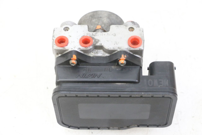 photo de ABS PUMP HONDA NTV DEAUVILLE ABS 700 (2007 - 2016) - Checked used part