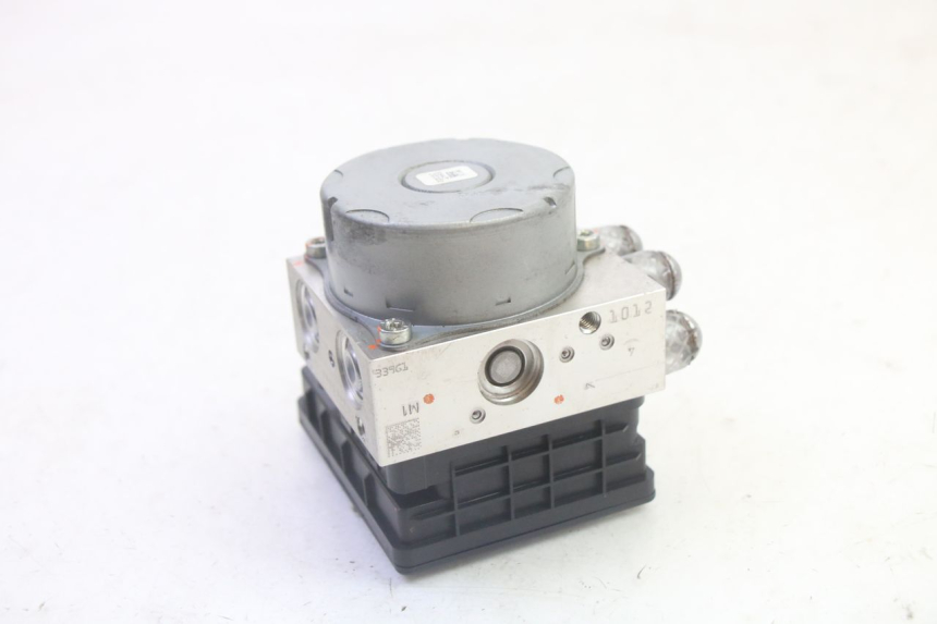 photo de ABS PUMP BMW R GS 1250 (2021 - 2024) - Technical close-up