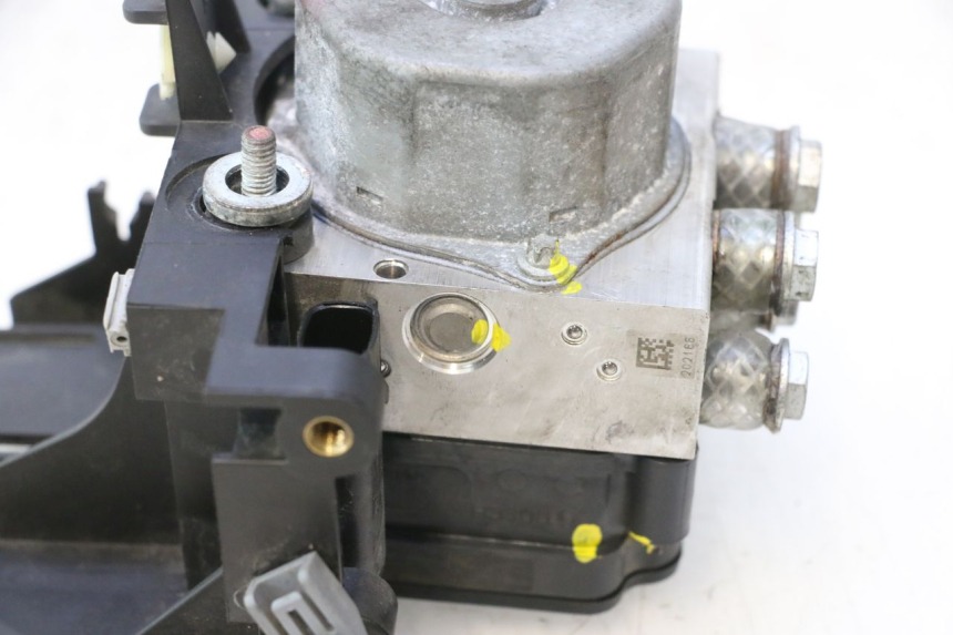 photo de ABS PUMP HARLEY DAVIDSON ROAD GLIDE FLTRXSE 1920 (2018 - 2022) - Detailed visual inspection