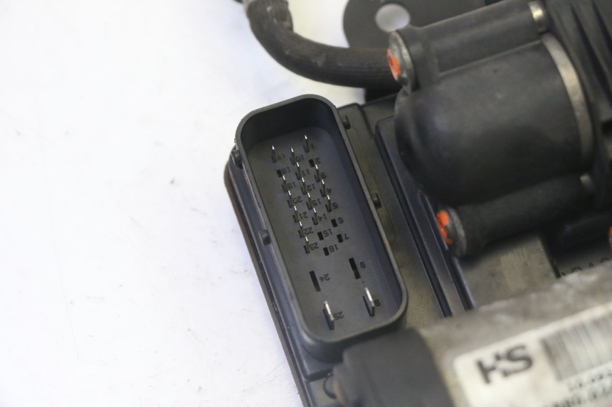 photo de ABS PUMP PEUGEOT SATELIS 125 (2006 - 2009) - Zoom on usage condition