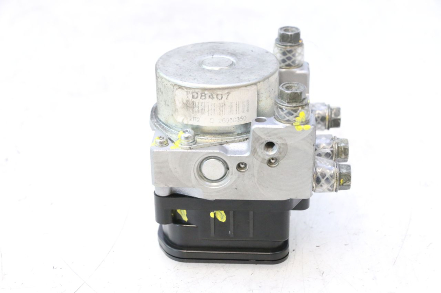 photo de ABS PUMP PEUGEOT SATELIS 125 (2013 - 2018) - High-resolution close-up