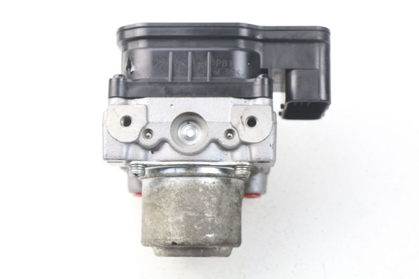 photo de ABS PUMP TRIUMPH SPRINT ST ABS 1050 (2005 - 2007) - Zoom on usage condition