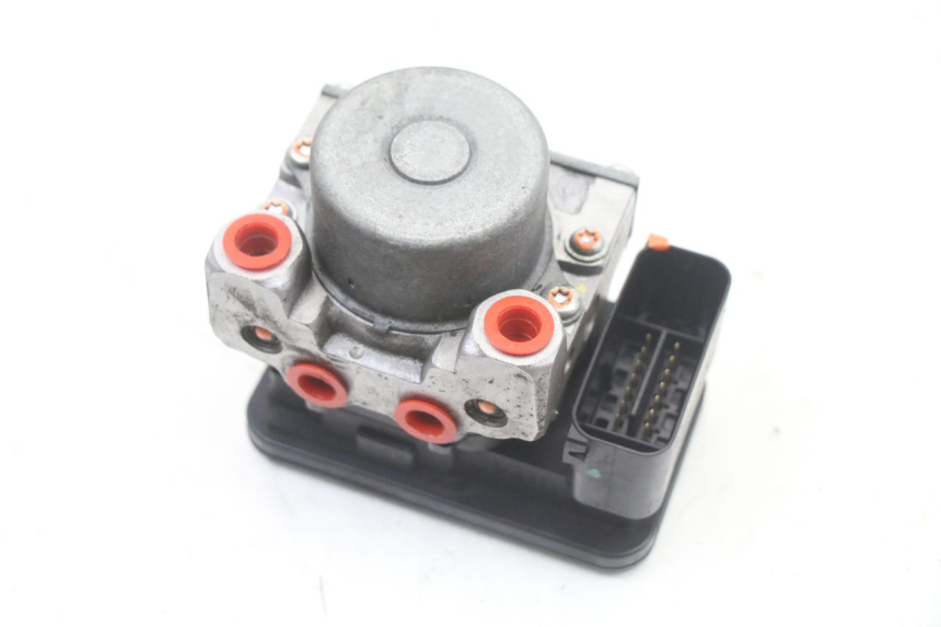 photo de ABS PUMP SUZUKI BURGMAN 125 (2018 - 2021) - Component detail