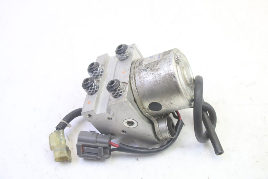 photo de ABS PUMP YAMAHA TDM ABS 900 (2002 - 2014) - Alternative perspective