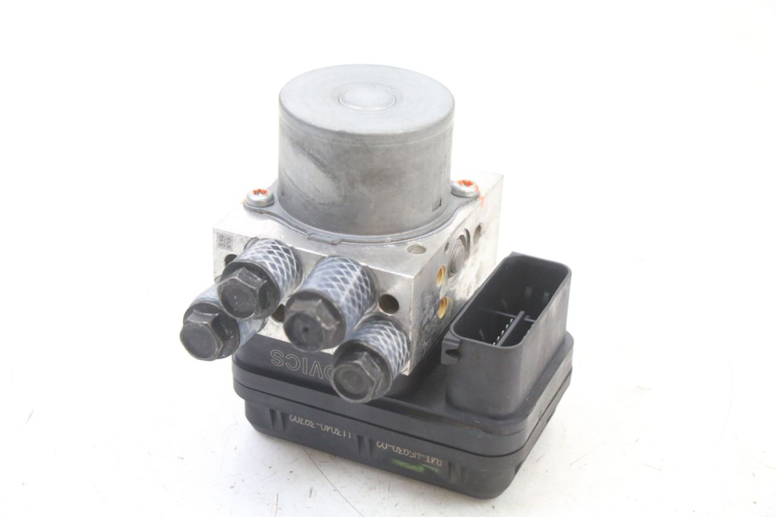 photo de ABS PUMP YAMAHA TRACER 7 700 (2020 - 2024) - Technical close-up