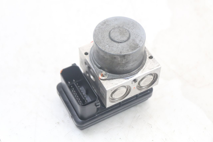 photo de ABS PUMP KAWASAKI VERSYS ABS 650 (2015 - 2018) - Product overview