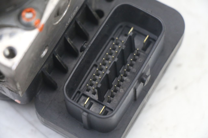 photo de ABS PUMP YAMAHA X-MAX XMAX ABS 250 (2010 - 2012) - Product overview