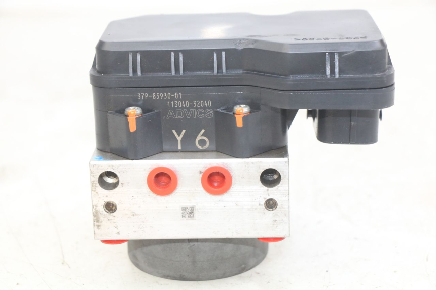 photo de ABS PUMP YAMAHA X-MAX XMAX 125 (2010 - 2013) - Surface and material condition