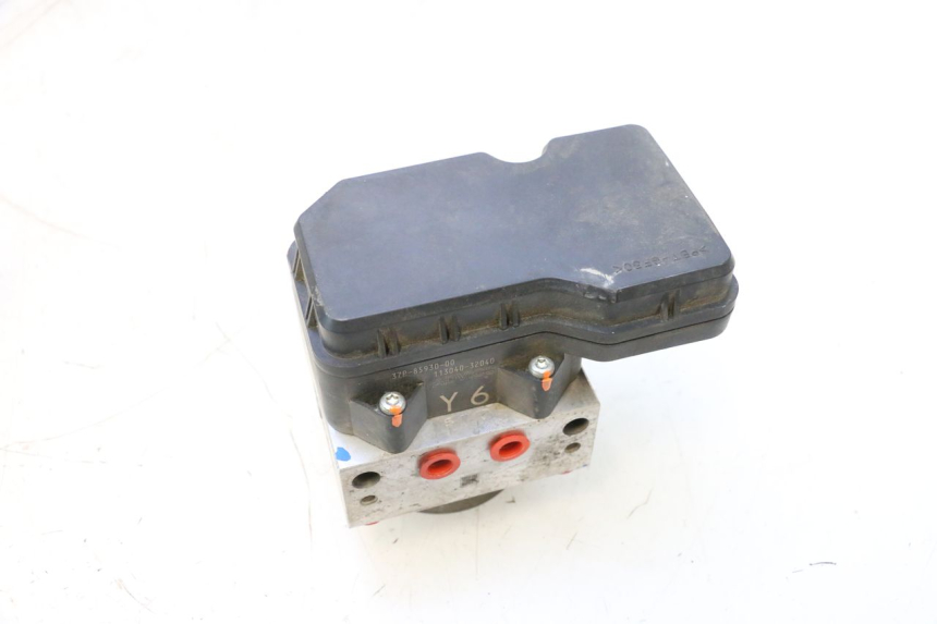 photo de ABS PUMP YAMAHA X-MAX XMAX 125 (2010 - 2013) - Fixing points details