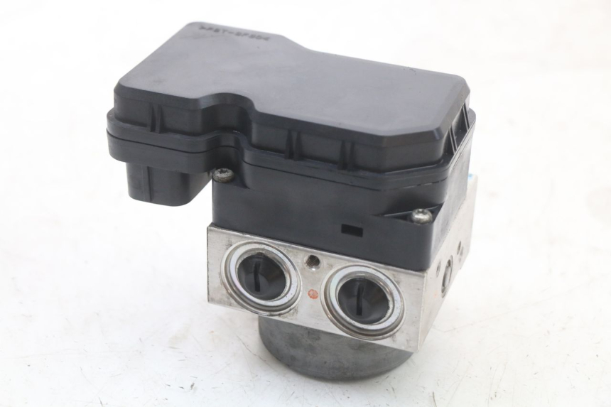 photo de ABS PUMP YAMAHA XJ6 ABS 600 (2008 - 2016) - Surface and material condition