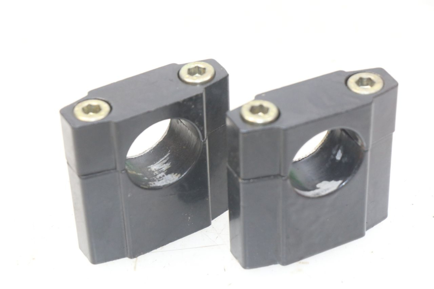 photo de HANDLEBAR RISER ORION AGB37 CRF1 DIRT BIKE 125 (2013 - 2021) - Zoom on usage condition