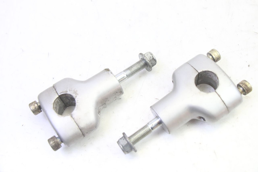 photo de HANDLEBAR RISERS HYOSUNG GV AQUILA 125 (2000 - 2009) - Main view
