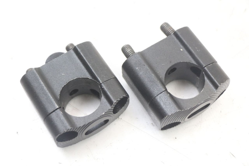 photo de HANDLEBAR RISERS DERBI SENDA SM DRD X-TREME 50 (2011 - 2017) - Main view