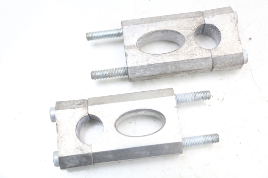 photo de HANDLEBAR RISER LONCIN DIRT BIKE 125 - Zoom on usage condition