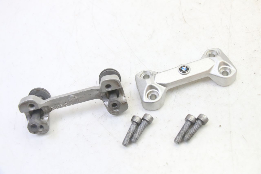 photo de HANDLEBAR RISERS BMW G310 R 310 (2016 - 2020) - Fixing points details