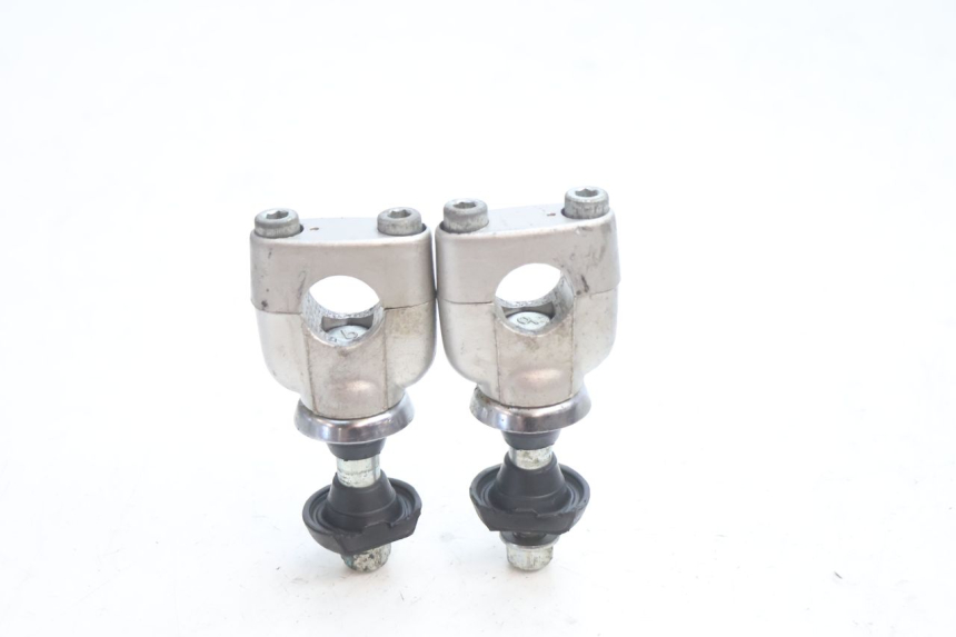 photo de HANDLEBAR RISERS SUZUKI GSF N BANDIT 1200 (2001 - 2005) - Alternative perspective