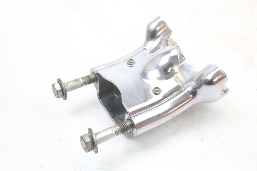 photo de HANDLEBAR RISERS HARLEY DAVIDSON SPORTSTER XL CUSTOM 883 (1999 - 2006) - Alternative perspective