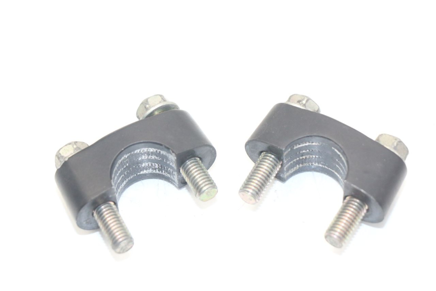 photo de HANDLEBAR RISER HONDA INTEGRA NC D 750 (2016 - 2018) - Zoom on usage condition