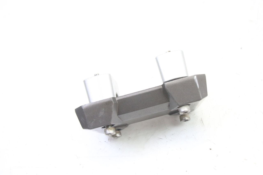 photo de HANDLEBAR RISER SYM JET 14 4T 50 (2018 - 2022) - Technical close-up