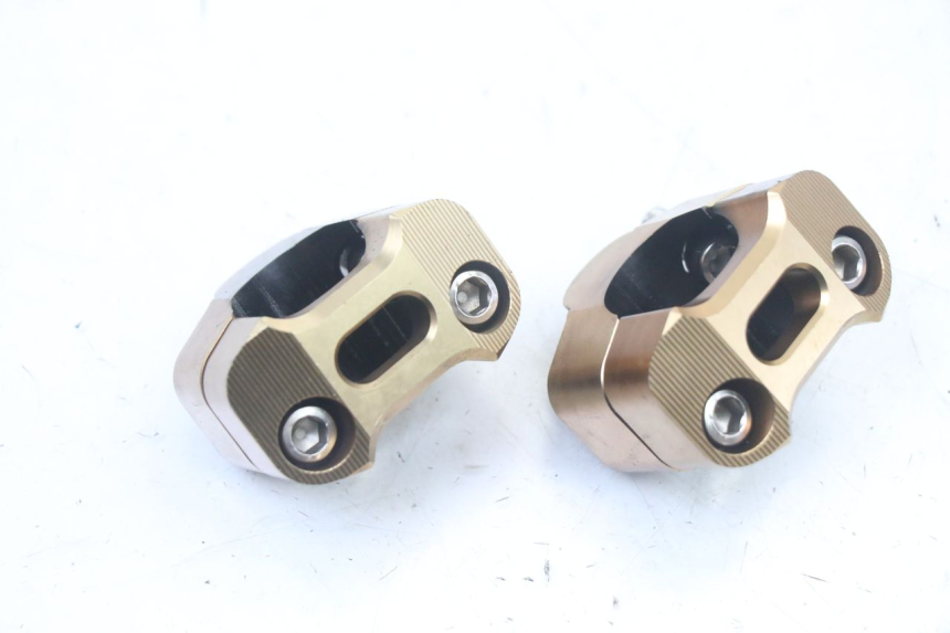 photo de HANDLEBAR RISERS MBK X-LIMIT XLIMIT 50 (2007 - 2012) - Zoom on usage condition